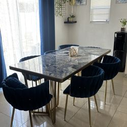 Dining Table Set 