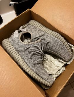 Yeezy - Original Moon rock Release - Size 11 