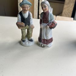  Vintage Capodimonte Italian Couple Porcelain Pottery Figurine - Grandpa & Grandma 