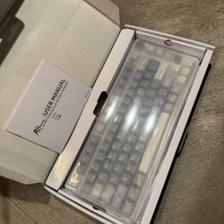 RK ROYAL KLUDGE M75 Mechanical Keyboard with OLED Smart Display and Volume Knob, 2.4G/USB-C/BT Gasket Mounted 75% Layout Wireless Gaming Keyboard with