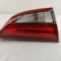 2014-2016 Hyundai Elantra Tail Light Inner Trunk Driver Left LED LAMP L92403 OEM