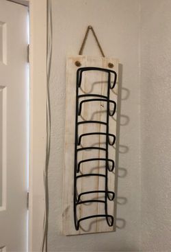 Wine rack/ or towel holder