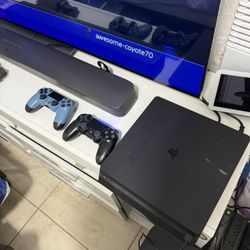 PS4 Slim 1tb 2 Controllers 4 Games Installed 