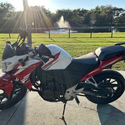 Motorcycle CBR 500f