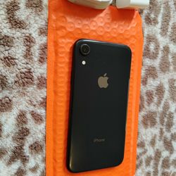  Iphone XR, 64gb Unlocked