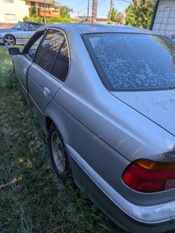 '98 BMW 528i