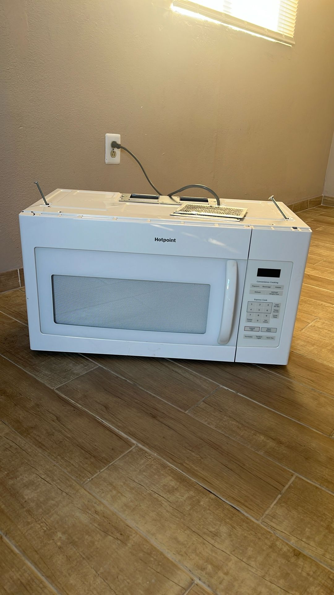 Hotpoint Over the Range Microwave
