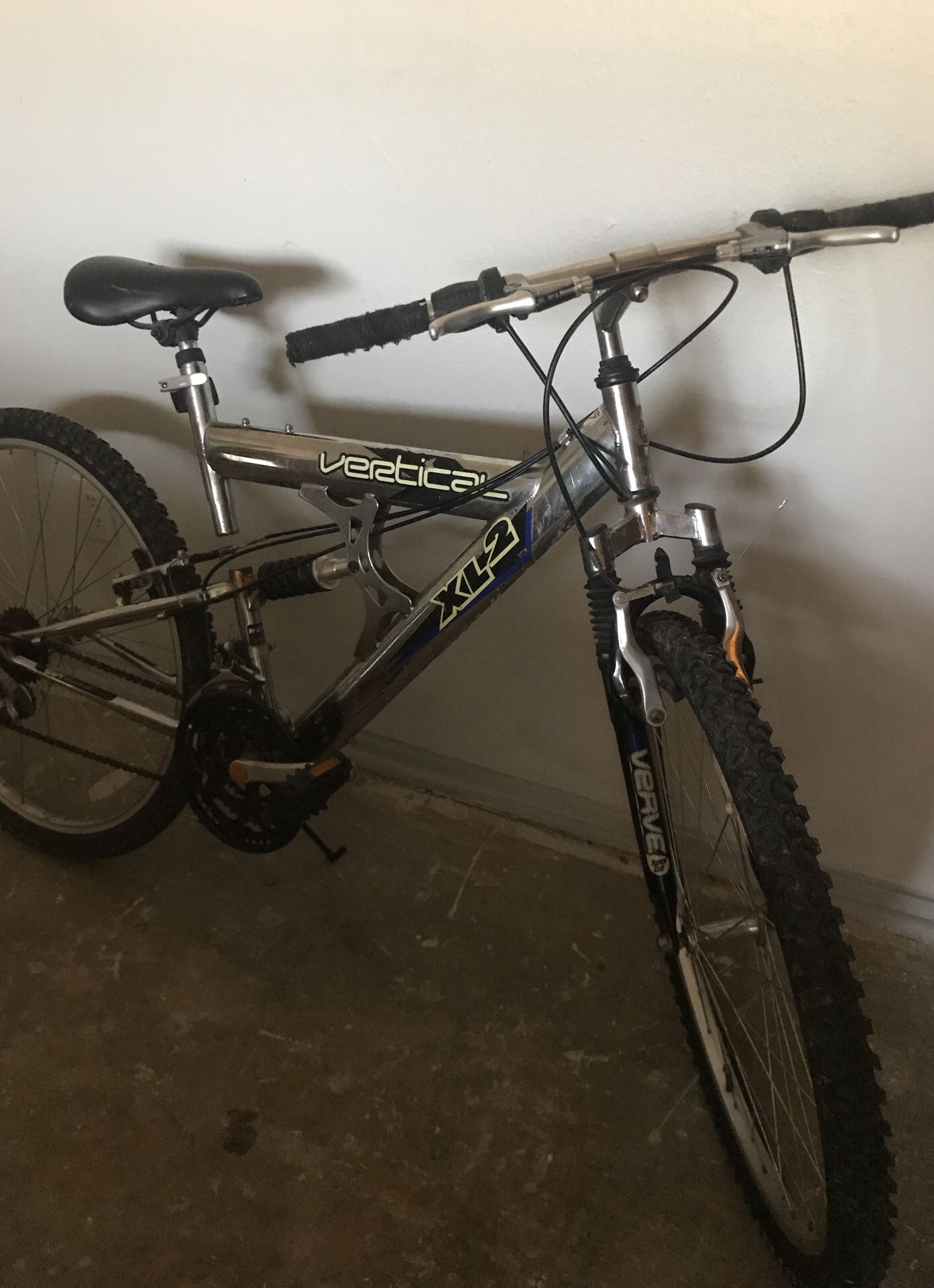 Vertical sales xl2 bike