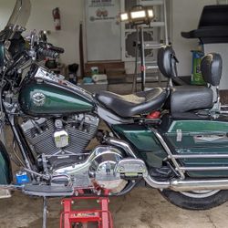 2005 Harley Davidson Road King Police