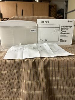 Countertop Paper Towel Dispenser