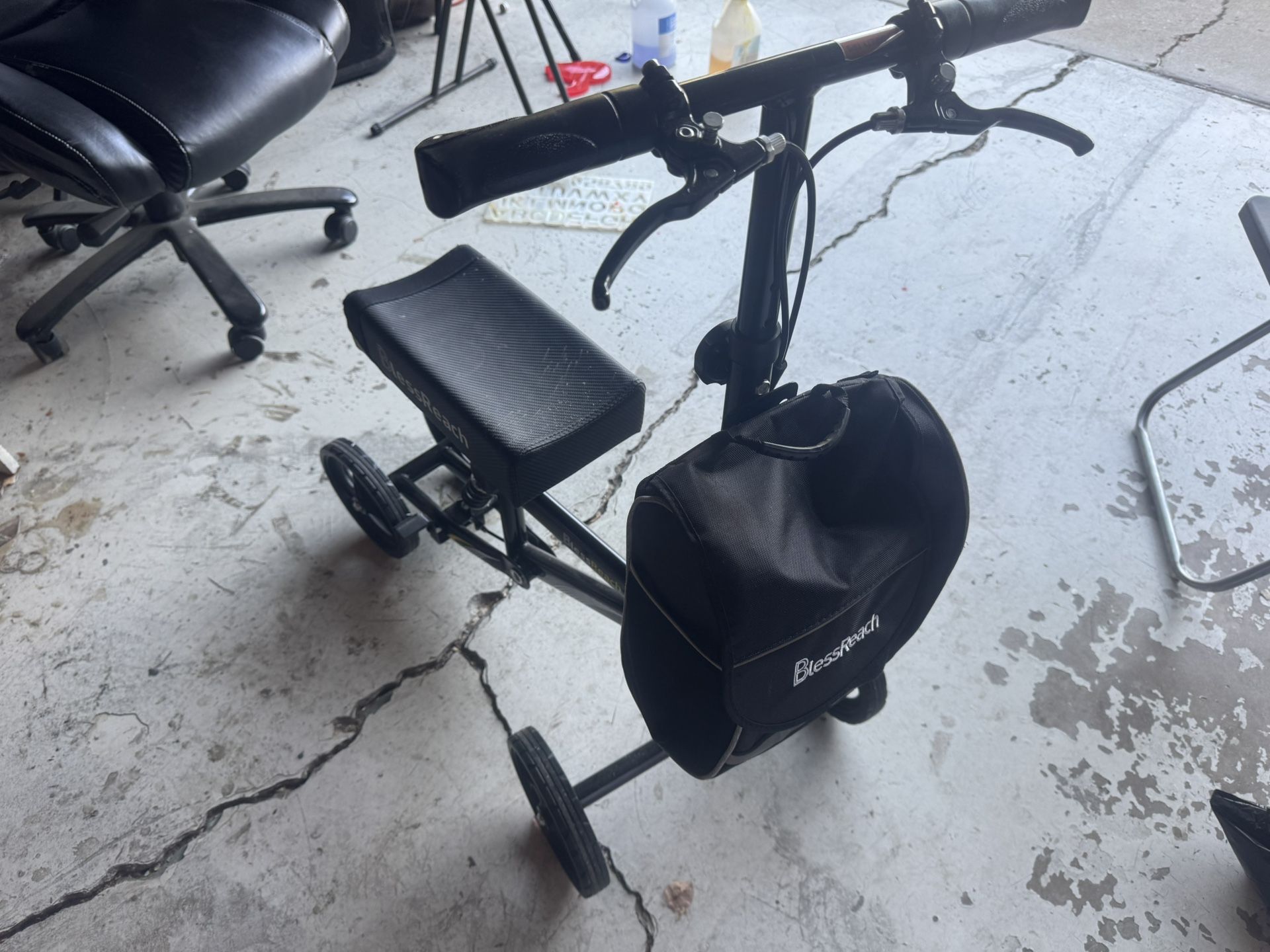 Knee Scooter