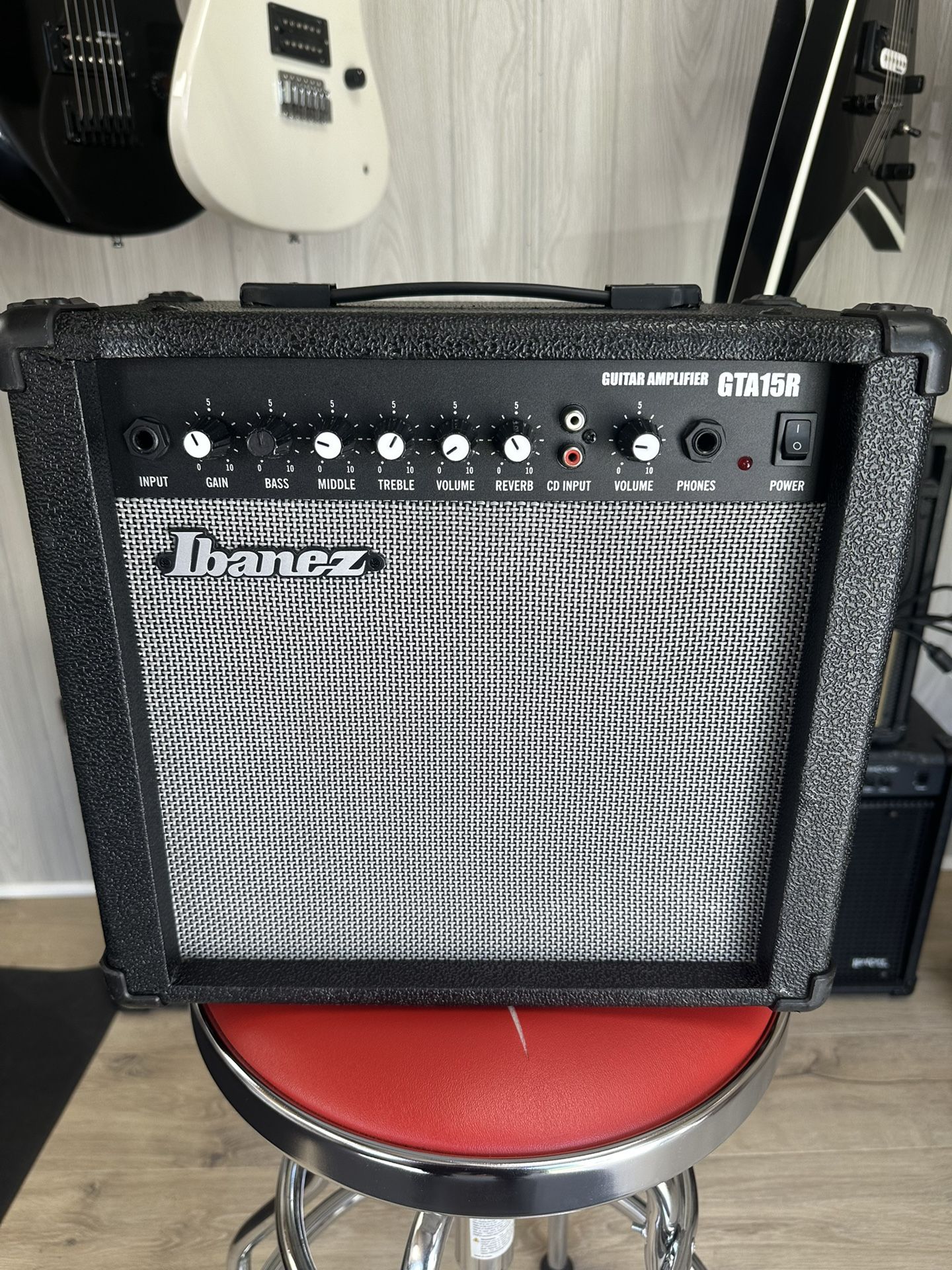 Ibanez GTA15R Guitar Amp