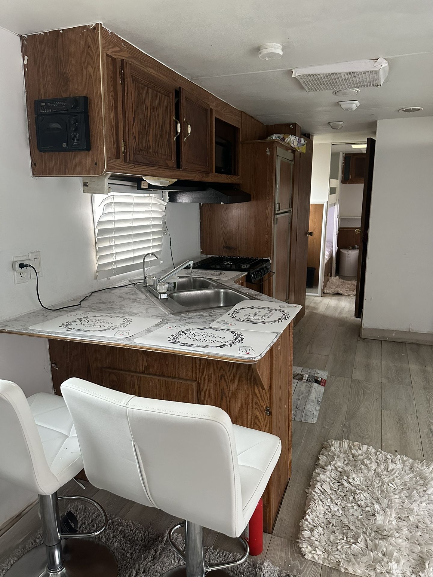 Rv 2000