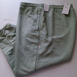 Size 4XL Nike Standard Issue Men's Dri-FIT Basketball Pants Green