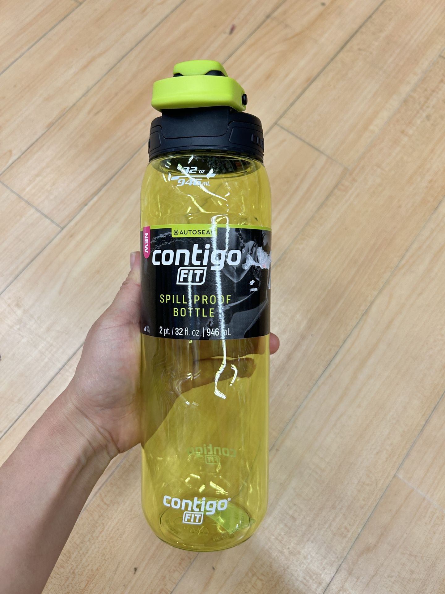 NWT Contigo spillproof Water Bottle 32oz