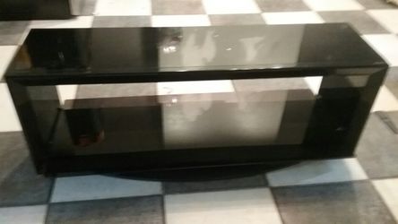 TV ENTERTAINMENT STAND