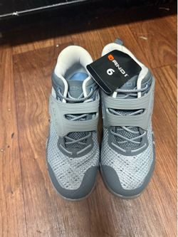 AND1 Boys Mid Top Gray Mesh Athletic Sneakers Lace Up Round Toe Size 6