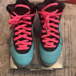 Nike Lebron Men Size 8