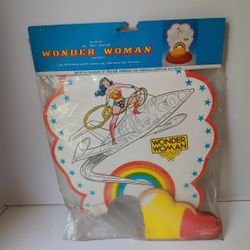 New 80s Wonder Woman Birthday Centerpiece DC Comics Party Supplies. Sealed 1984