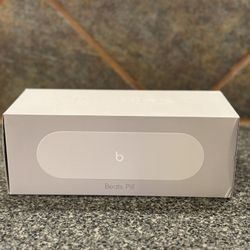 Beats Pill x Kim Kardashian (Brand New) (Light Gray)