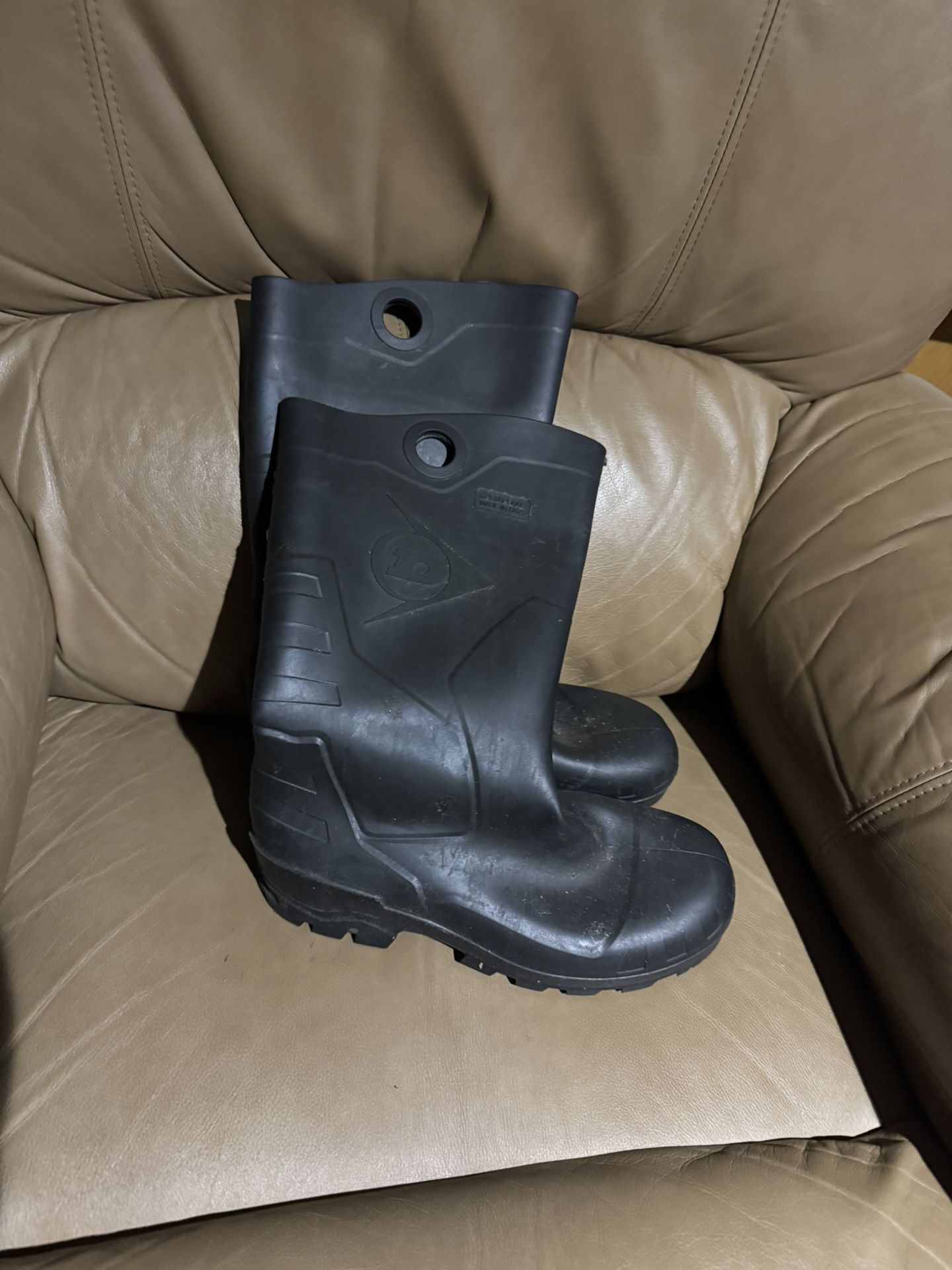 Rain boot Size 9 For Men’s