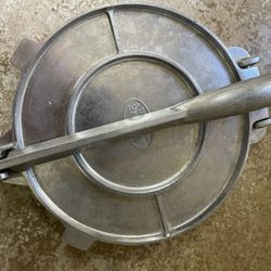 Tortilla Press Used But Excellent Condishon Pick Up Raseda And Vanowen 