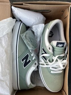 New Balance Skateboard Shoes Size 9