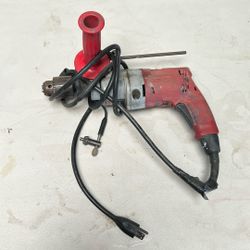 Milwaukee Magnum Drill 