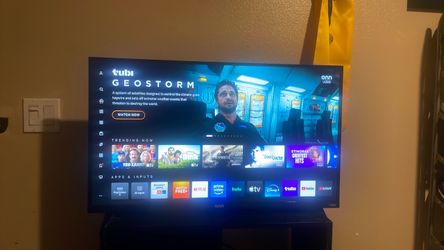 32 in Tv, black, Onn