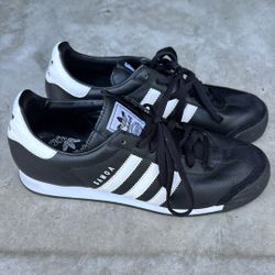 Adidas Samoa Size 10