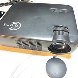 High Quality Projector And Screen