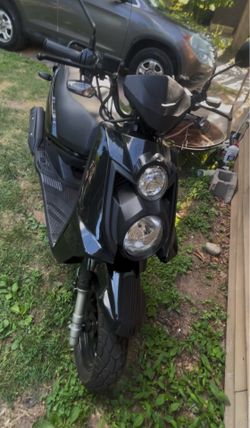 Scooter 50cc 2026 ice bear black drove it twice new