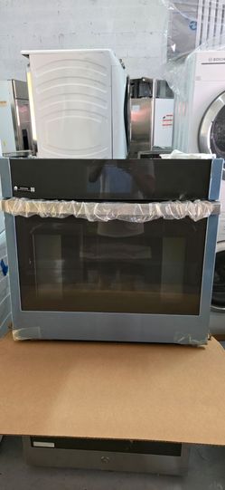 GE PROFILE  SMART  30 ' SINGLE OVEN STAINLESS STEEL with Air fry