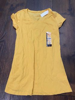 NEW women’s mustard shirt size XS no boundaries #8