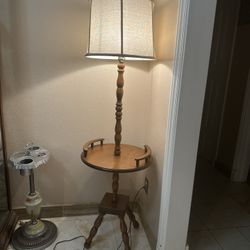 Vintage Wood Table Lamp