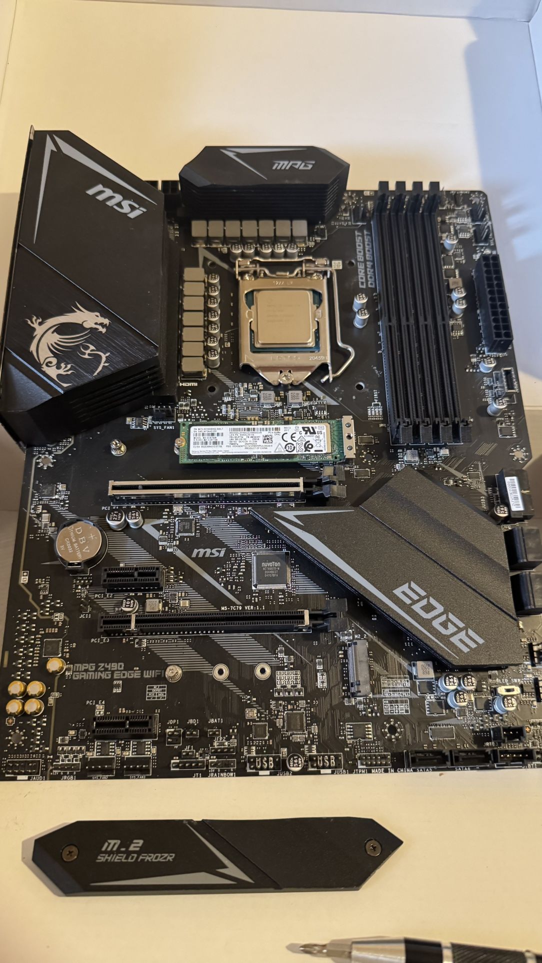 MSI MPG Z490 GAMING EDGE WIFI (combo)