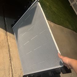 2024-25 Chevy Traverse & GMC Acadia 2.5 Radiator 