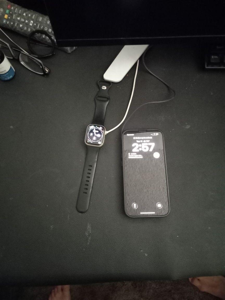 Iphone 13 And Apple Wacth Series 7 (GPS)