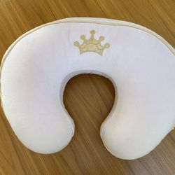 Breastfeeding Pillows