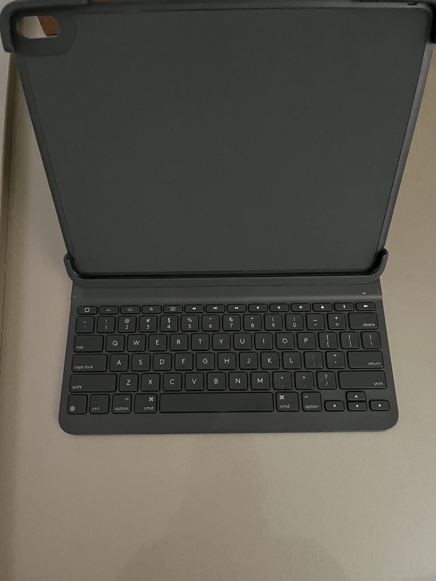 Logitech Slim Folio Pro