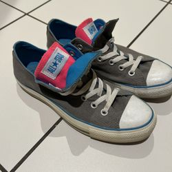 Gray Converse 9W