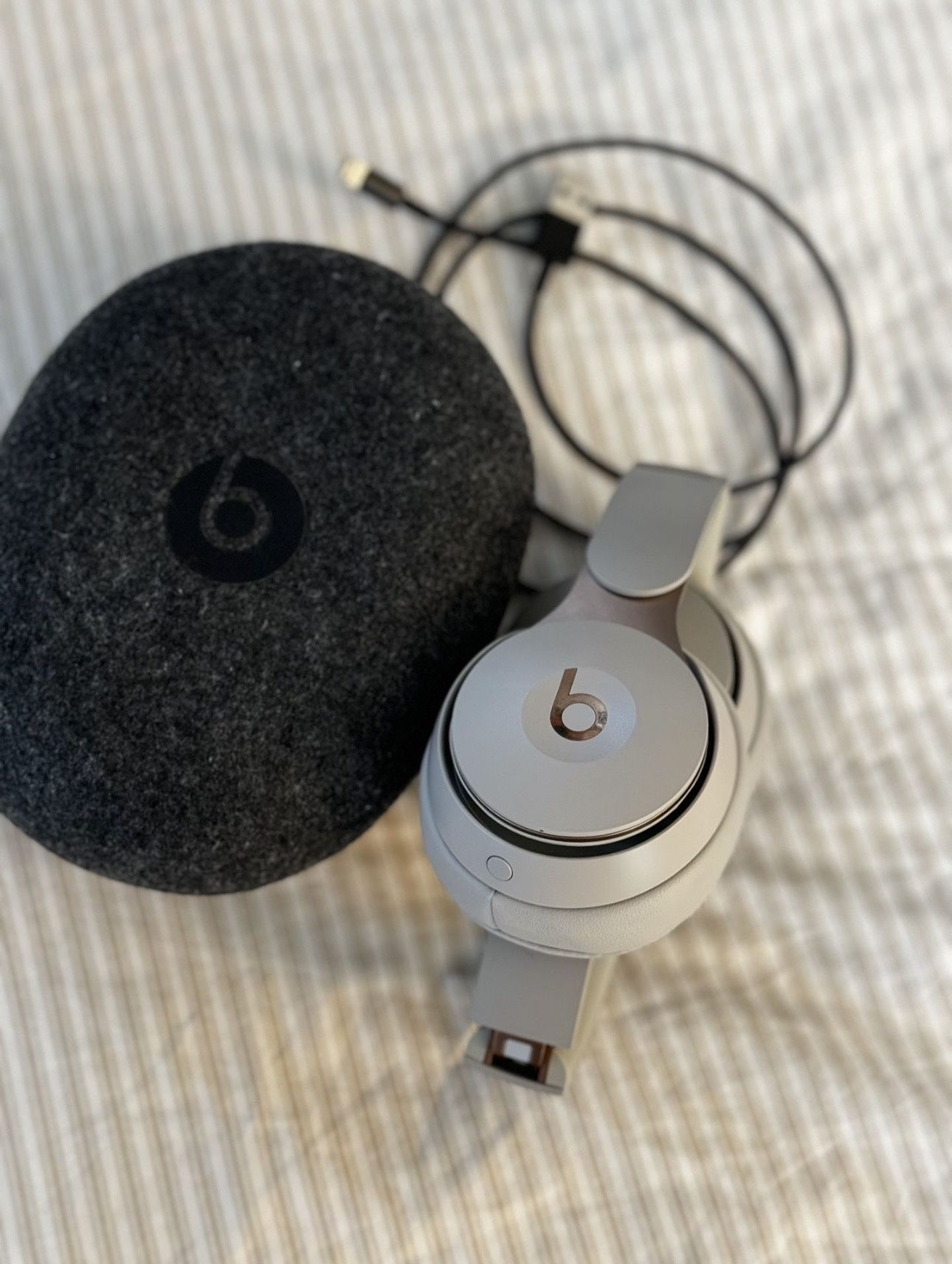 Beats Solo Pro Headphones 🎧