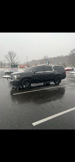 2017 Chevrolet Suburban