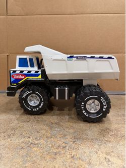 Tonka custom 354 dump truck
