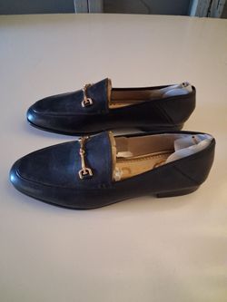 Dress shoes