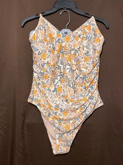 Cupshe floral swimsuit Women’s size XL