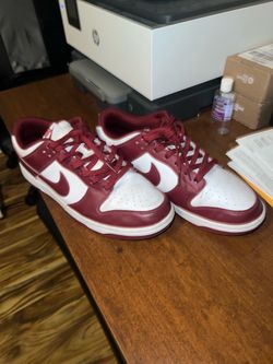 University red Nike dunk (M11)