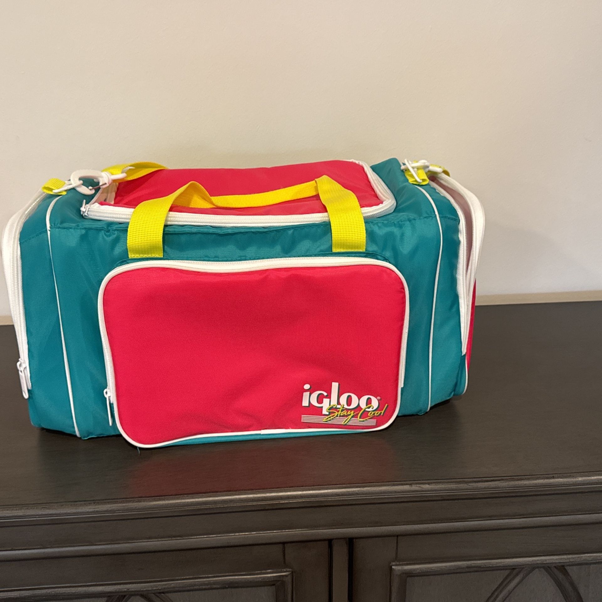 Igloo Retro Cooler Bag