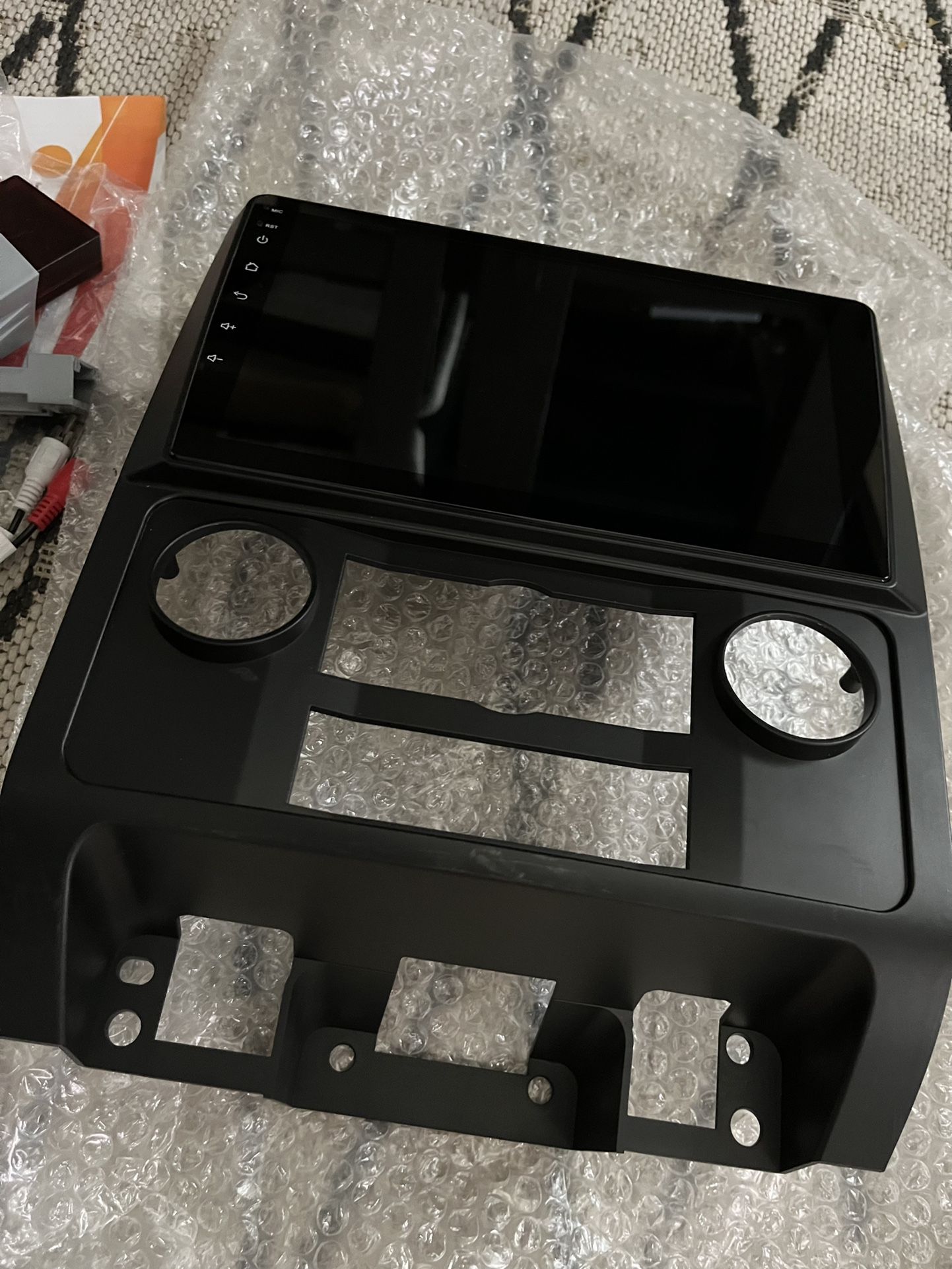 Touchscreen Car Radio W/ Frame