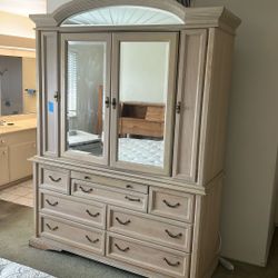 Armoire wood dresser 